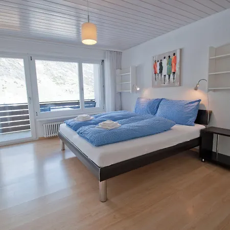 Haus Arola, Hirle Lejlighed