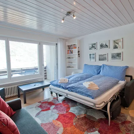 Haus Arola, Hirle *